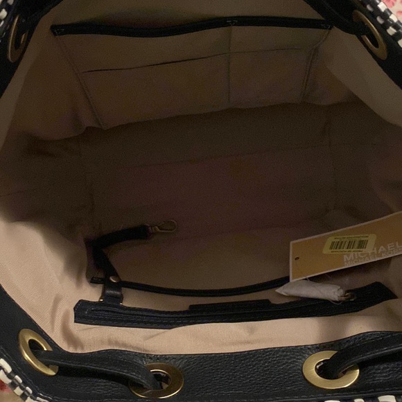 NWT black and white Michael Kors backpack - Picture 3 of 5